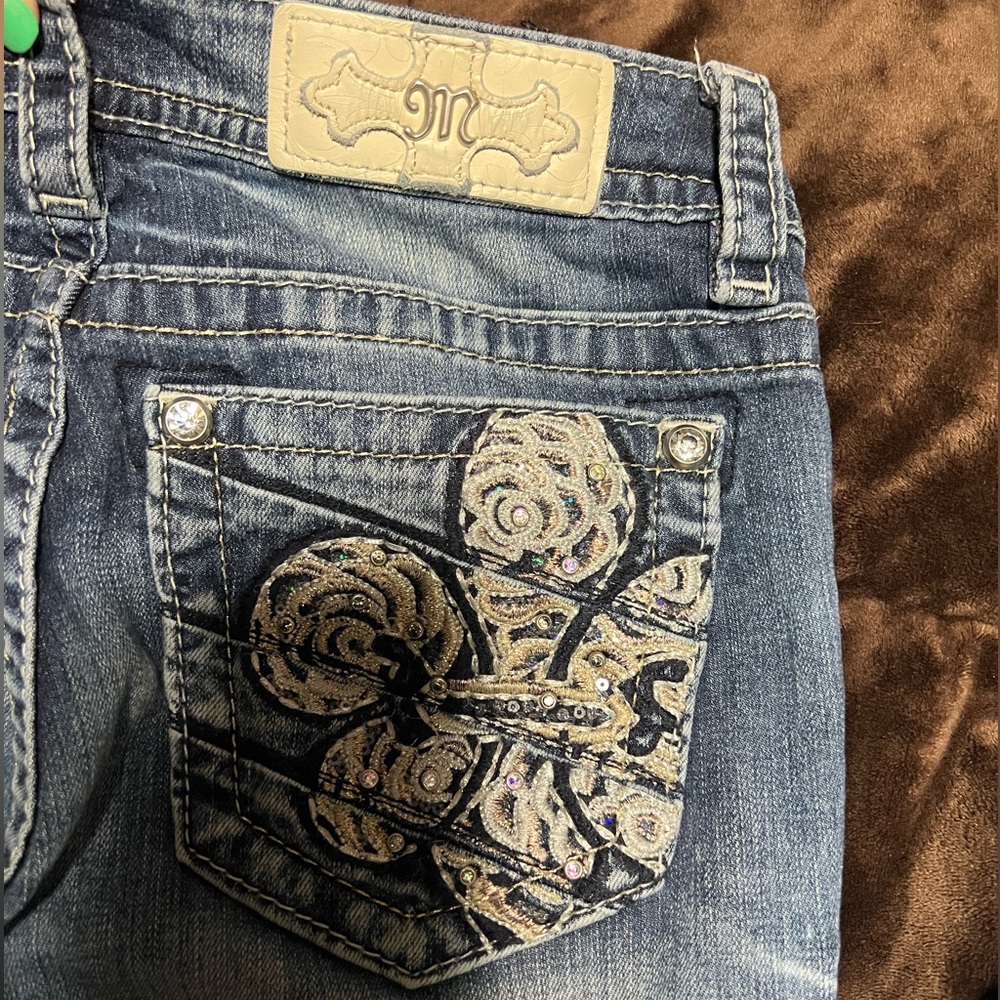 Miss Me Standard Skinny Size 26. M725